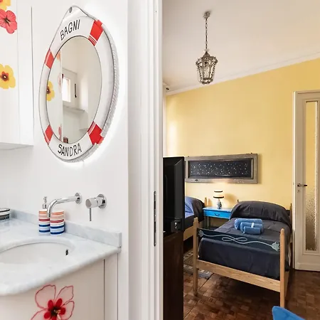 100mq Deluxe - Walk To - Private Parking Sanremo