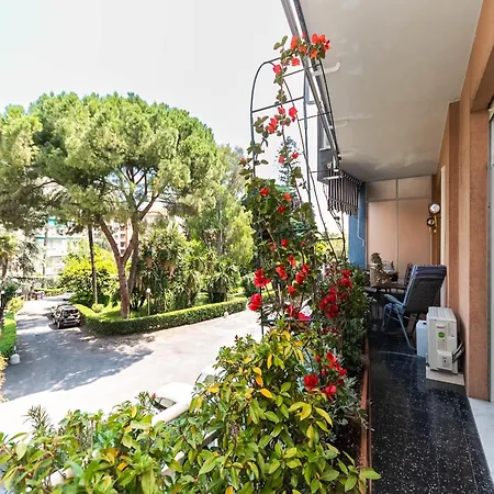 100mq Deluxe - Walk To - Private Parking Sanremo