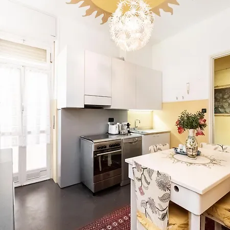 Apartmán 100mq Deluxe - Walk To - Private Parking Sanremo